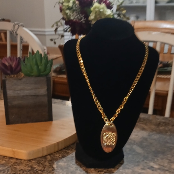 Loewe    Gold Zipper Pull Necklace with Unbranded Chain. 18" - Picture 2 of 6